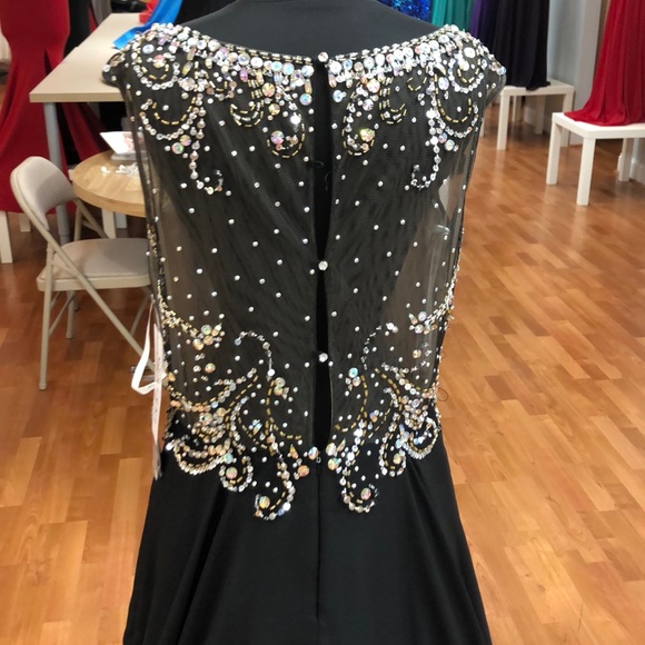 Black-nude formal dress with sequins, rhinestones - Picture 5 of 8